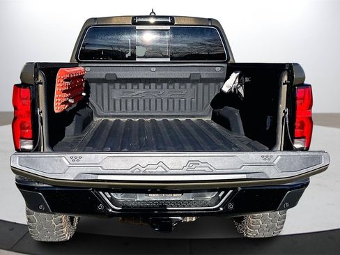 Used 2023 Chevrolet Colorado ZR2 w/ ZR2 Convenience Package III image 25