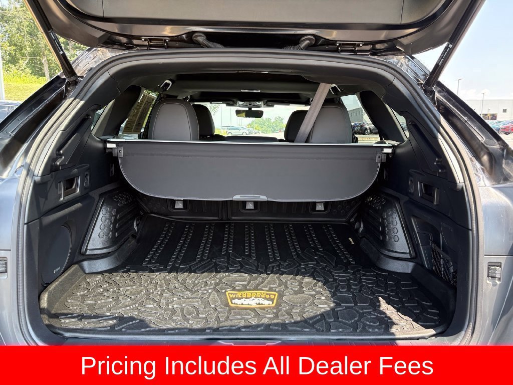 Used 2025 Subaru Outback Wilderness AWD/4WD image 12