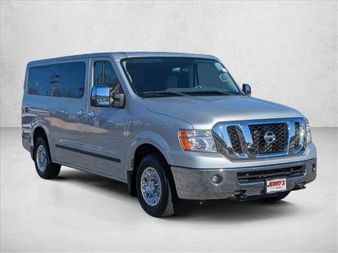 Used 2019 Nissan NV 3500 SL image 1
