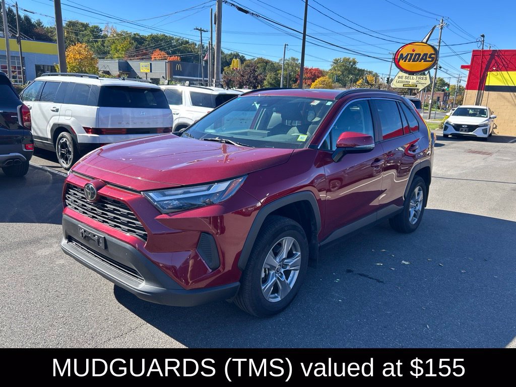 Used 2025 Toyota RAV4 XLE w/ Convenience Package AWD/4WD image 8