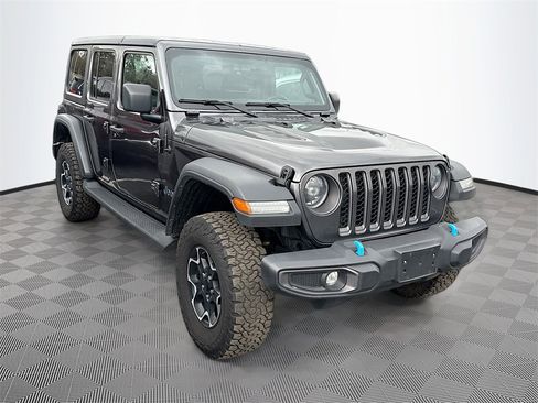 Used 2023 Jeep Wrangler Unlimited Rubicon 4xe image 4
