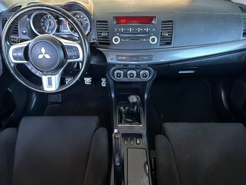 Used 2010 Mitsubishi Lancer Evolution GSR image 13