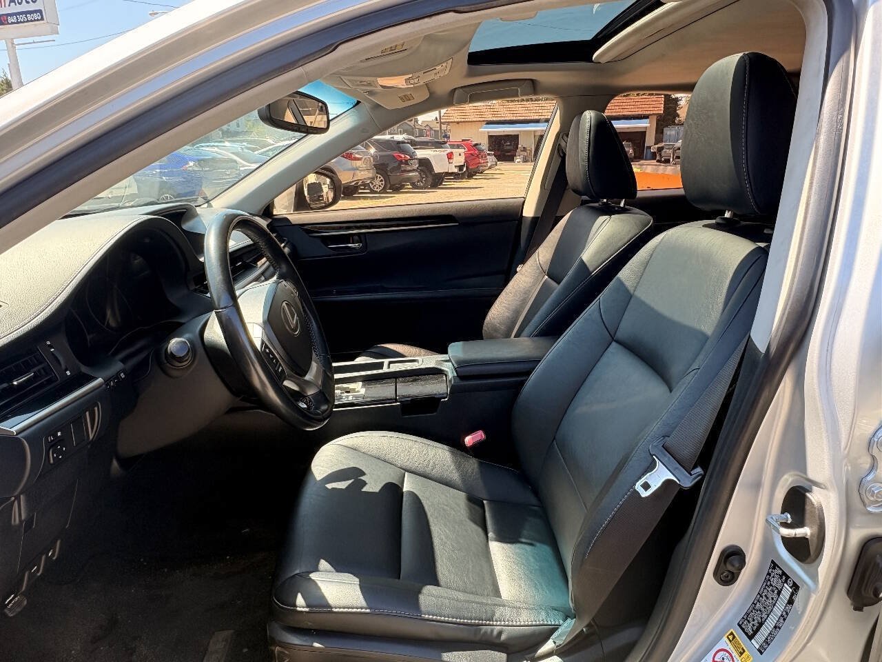 Used 2014 Lexus ES 350 FWD image 20