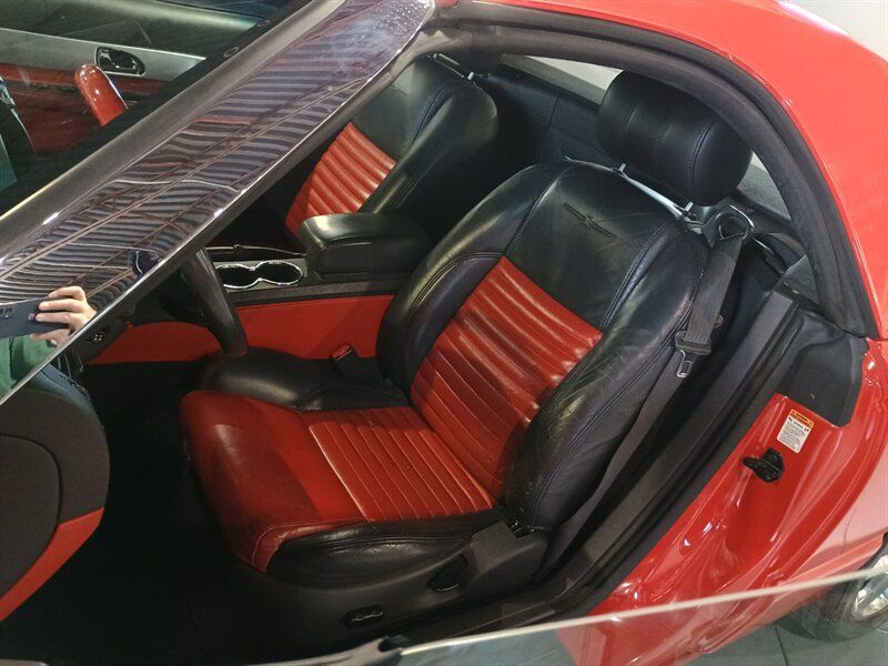 Used 2002 Ford Thunderbird RWD image 15