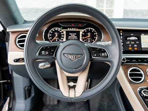 Certified 2024 Bentley Continental GT AWD/4WD image 32