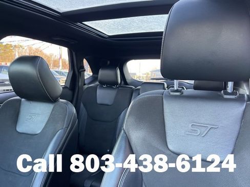 Used 2022 Ford Edge ST w/ Equipment Group 401A image 19