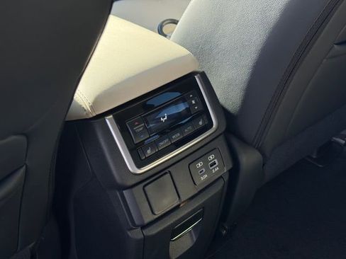 New 2026 Subaru Ascent Limited AWD/4WD image 19