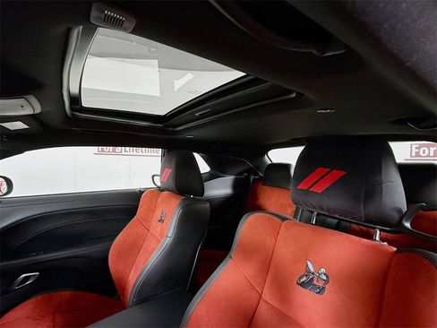Used 2023 Dodge Challenger R/T Scat Pack w/ Plus Package image 11