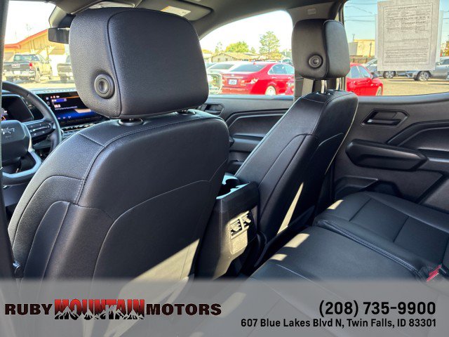 Used 2025 Chevrolet Colorado Trail Boss AWD/4WD image 22