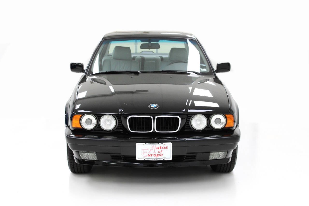 Used 1995 BMW 525i Sedan RWD image 2