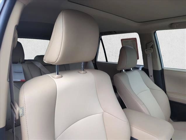 Certified 2024 Toyota 4Runner SR5 Premium w/ Moonroof Package AWD/4WD image 30