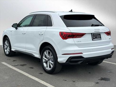 New 2025 Audi Q3 2.0T Premium image 3