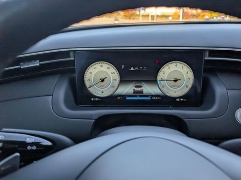 Used 2023 Hyundai Santa Cruz Limited image 16