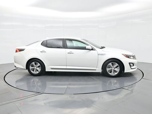 Used 2016 Kia Optima Hybrid image 5