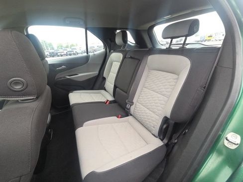 Used 2018 Chevrolet Equinox LS FWD image 15