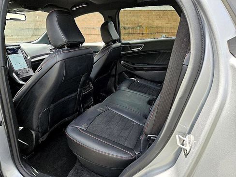 Used 2022 Ford Edge ST-Line image 8