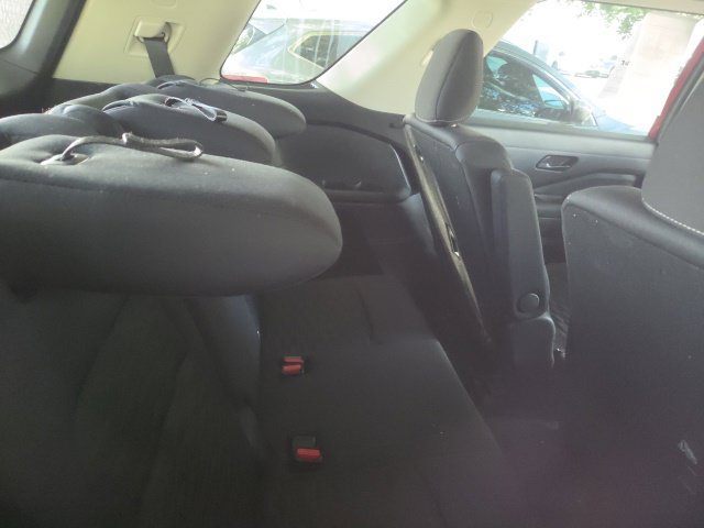 Used 2025 Nissan Pathfinder SV w/ SV Premium Package FWD image 4