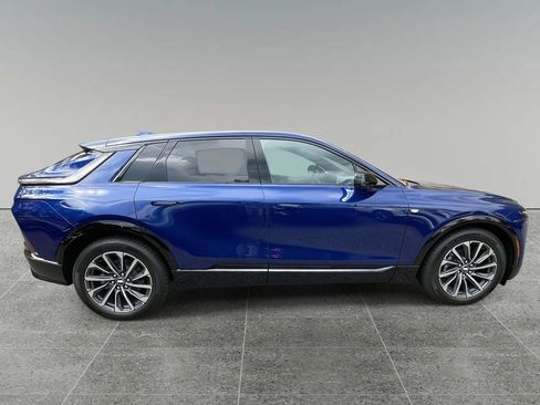 New 2026 Cadillac Lyriq Sport image 6