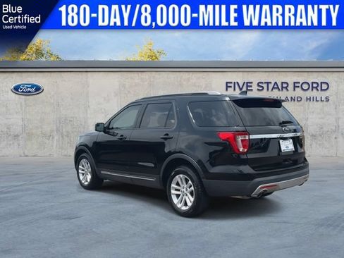 Used 2017 Ford Explorer XLT w/ Equipment Group 201A FWD image 8