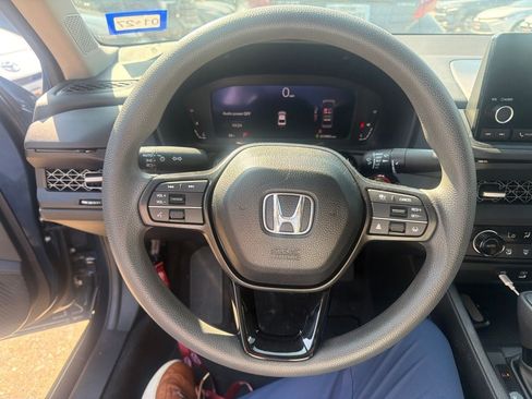 Used 2024 Honda Accord EX image 7