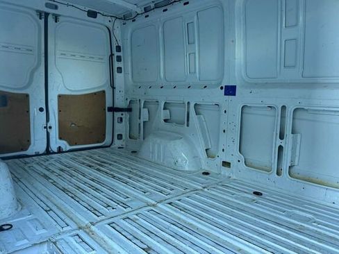 Used 2016 Mercedes-Benz Sprinter 2500 image 13