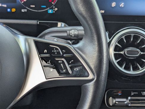 Used 2025 Mercedes-Benz GLA 250 4MATIC w/ Winter Package image 25