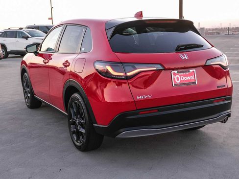 Used 2024 Honda HR-V Sport image 6
