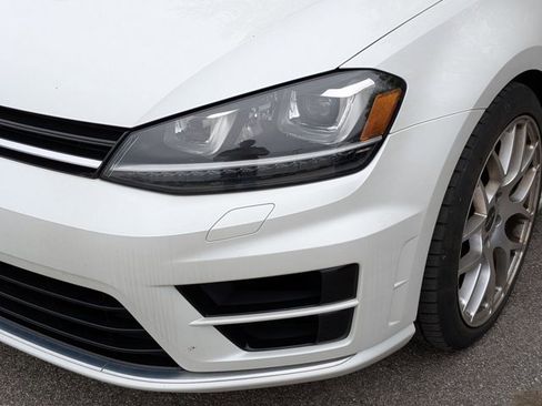 Used 2016 Volkswagen Golf 4-Door image 11