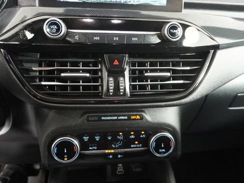 Used 2025 Ford Escape ST-Line FWD image 29