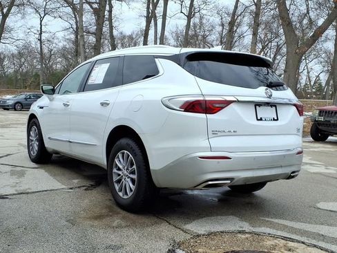Used 2023 Buick Enclave Essence AWD/4WD image 14