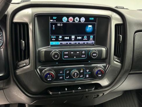 Used 2018 Chevrolet Silverado 1500 LT w/ All Star Edition image 22