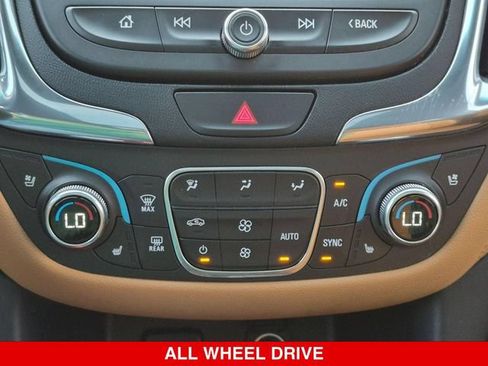 Used 2018 Chevrolet Equinox Premier AWD/4WD image 26