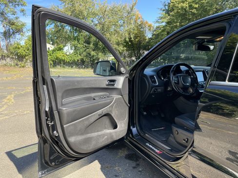 Used 2019 Dodge Durango R/T w/ Trailer Tow Group IV image 40