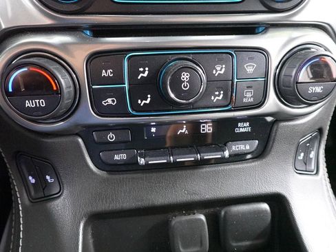 Used 2020 Chevrolet Tahoe LT image 19