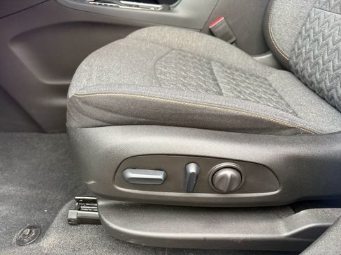 Used 2024 Chevrolet Equinox LT AWD/4WD image 14