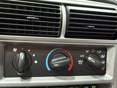 Used 2003 Ford Mustang Mach 1 image 60