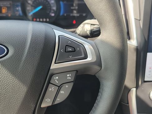 Used 2022 Ford Edge Titanium AWD/4WD image 21