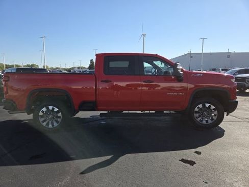 Used 2025 Chevrolet Silverado 2500 Custom w/ Custom Convenience Package image 16