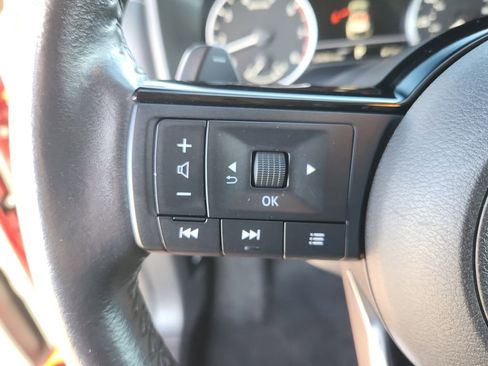 Used 2023 Nissan Rogue SL w/ SL Premium Package image 21