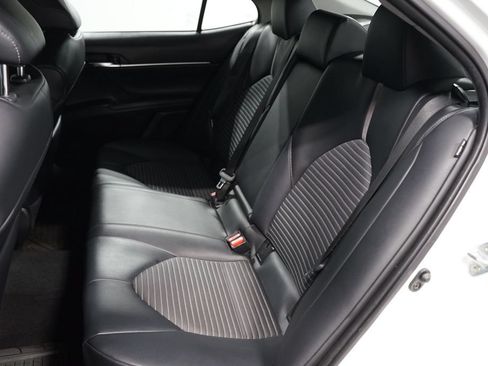 Used 2021 Toyota Camry SE FWD image 26
