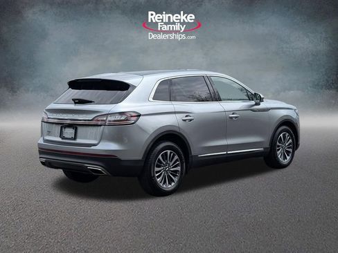 Used 2021 Lincoln Nautilus Reserve AWD/4WD image 5