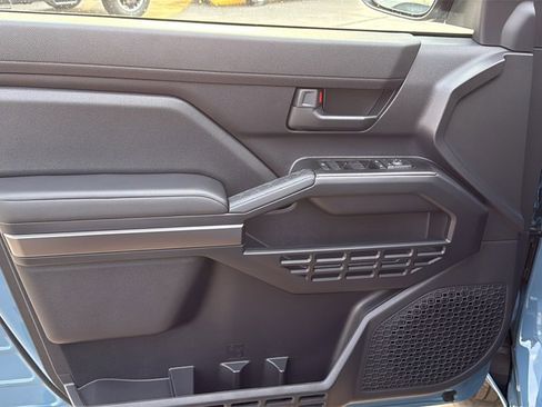 New 2026 Toyota 4Runner SR5 image 13