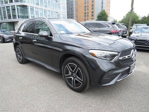 Used 2026 Mercedes-Benz GLC 350e 4MATIC image 5