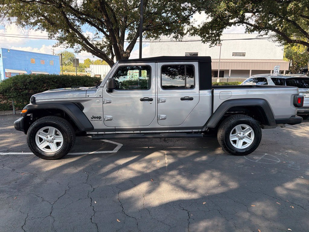 Used 2020 Jeep Gladiator Sport w/ Quick Order Package 24S AWD/4WD image 4