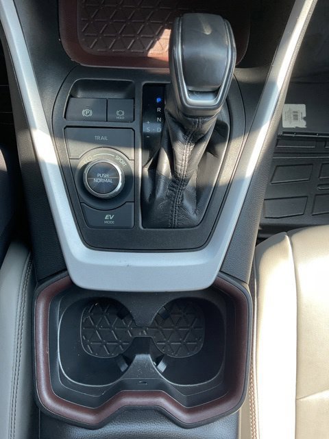 Used 2021 Toyota RAV4 Limited AWD/4WD image 33