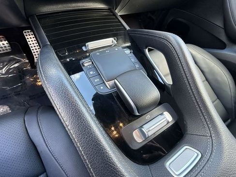 Used 2024 Mercedes-Benz GLS 450 4MATIC image 21