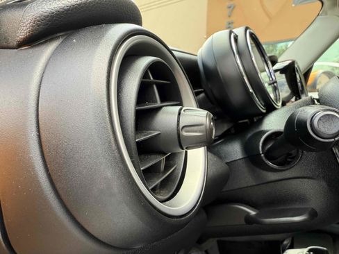 Used 2015 MINI Cooper S FWD image 52