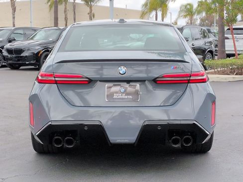 Used 2025 BMW M5 w/ Carbon Package AWD/4WD image 9