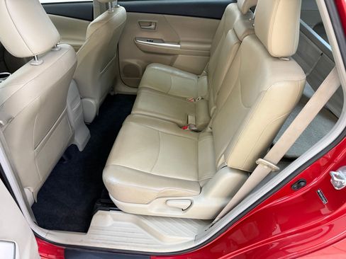 Used 2012 Toyota Prius V Five image 14