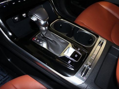 Used 2023 Kia Carnival SX image 25